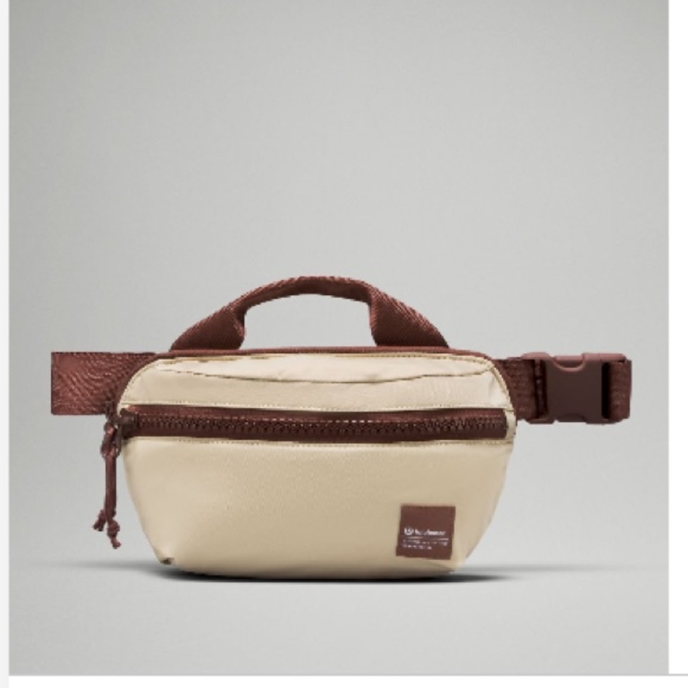 All Day Essentials Belt Bag 2.5L